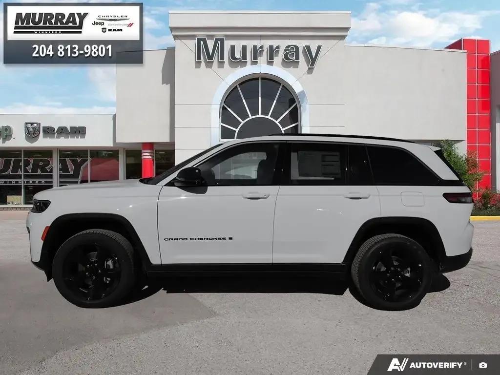 Jeep Grand Cherokee 2026 photo 2