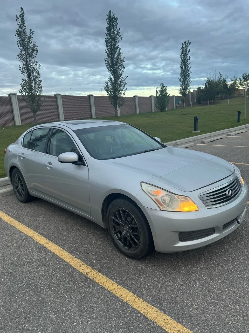 Infiniti G35X 2007 photo 2