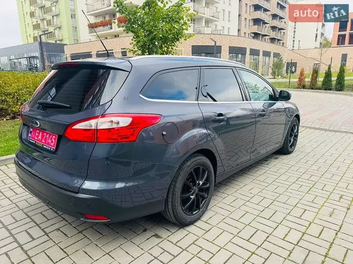 Ford Focus 2013 photo 5