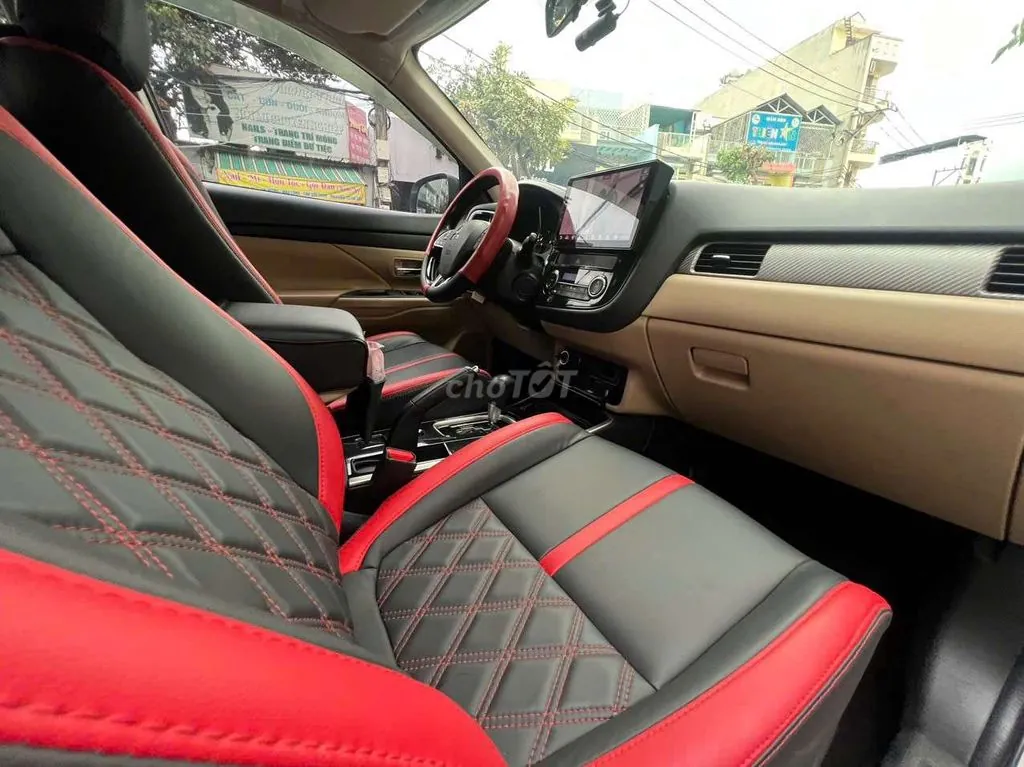 Mitsubishi Outlander 2018 photo 5