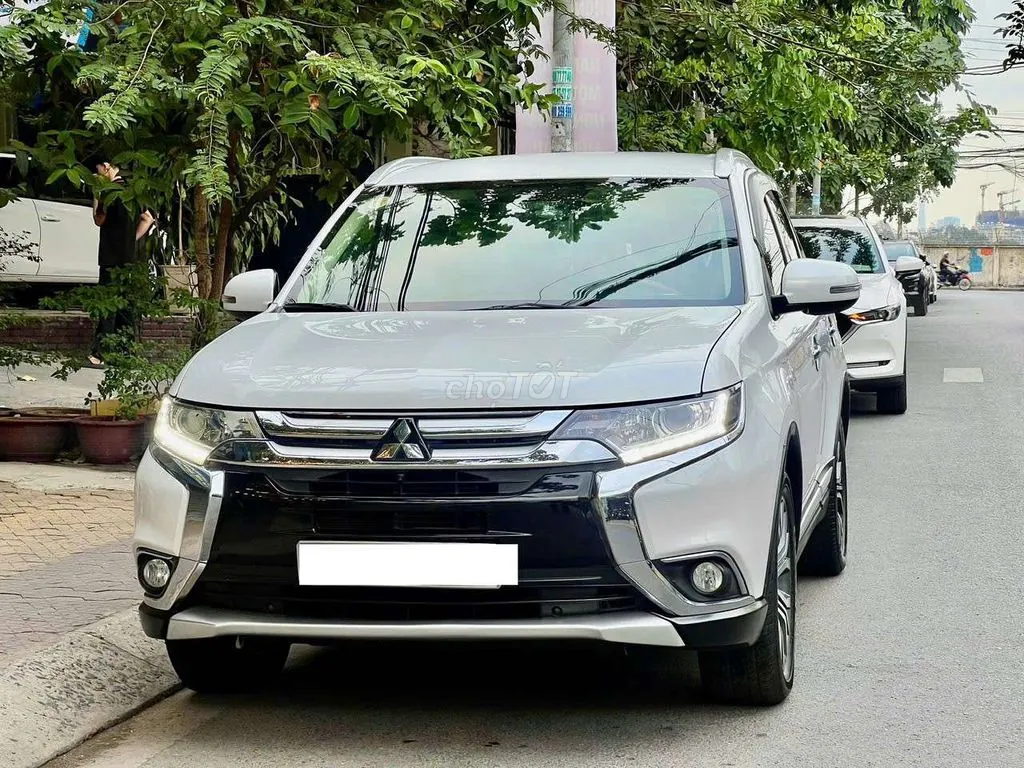 Mitsubishi Outlander 2018 photo 3