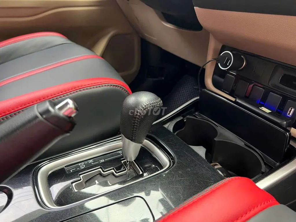 Mitsubishi Outlander 2018 photo 4