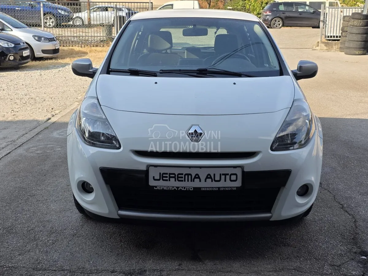 Renault Clio 2011 photo 3
