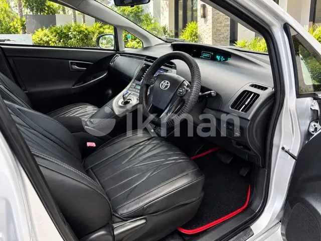 Toyota Prius 2016 photo 4