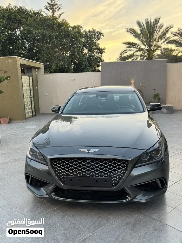 Genesis G80 2018 photo 2