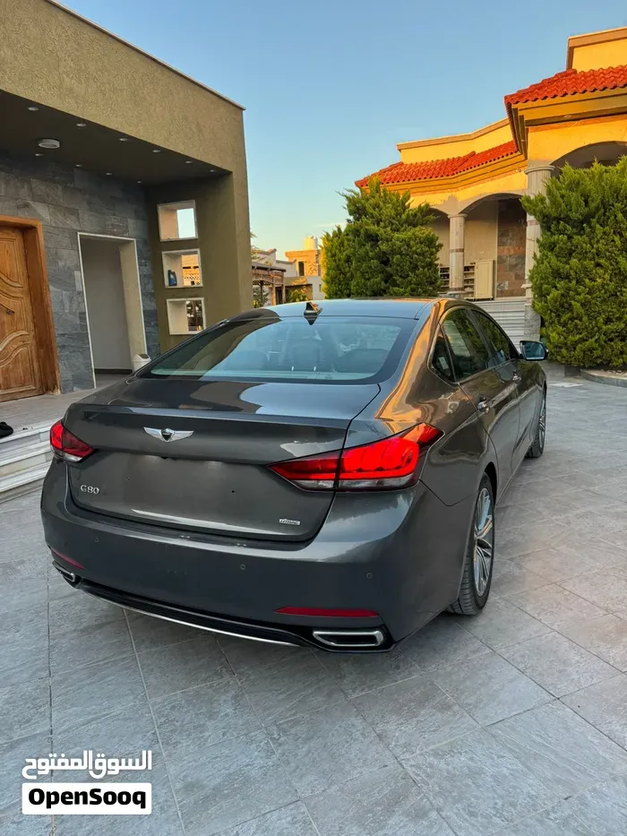 Genesis G80 2018 photo 3