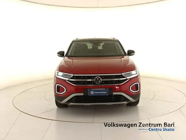 Volkswagen T-Roc 2023 photo 3