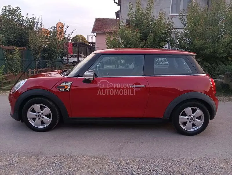 Mini One 2015 photo 3