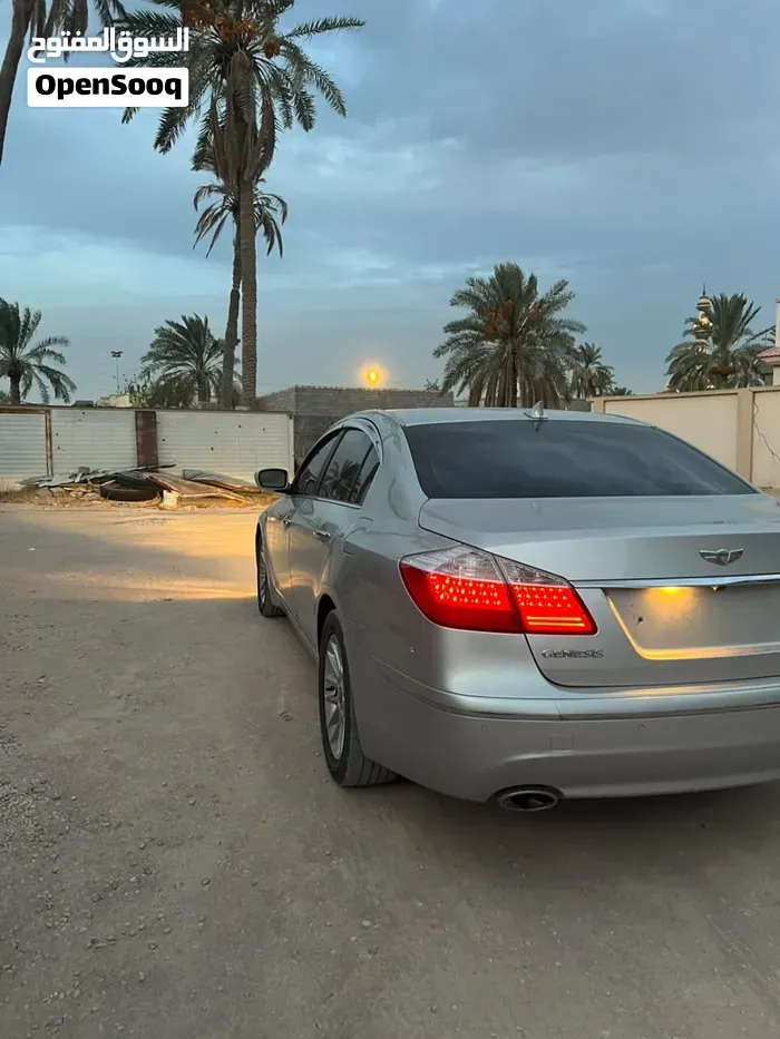 Genesis G70 2009 photo 3