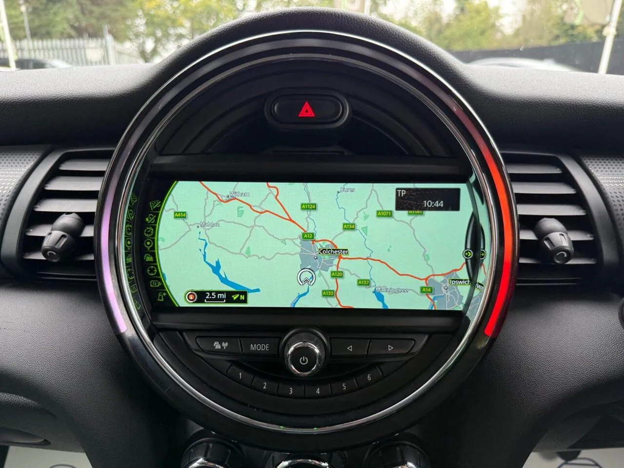 Mini Hatch 2016 photo 4