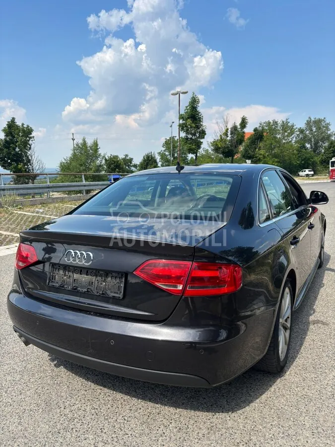Audi A4 2008 photo 4