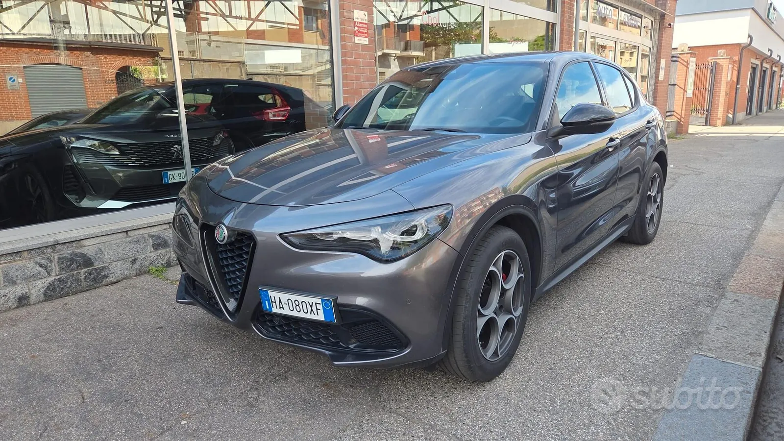 Alfa Romeo Stelvio 2023 photo 2