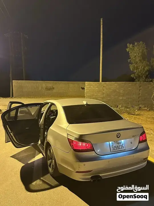 BMW 5 Series 2006 photo 4