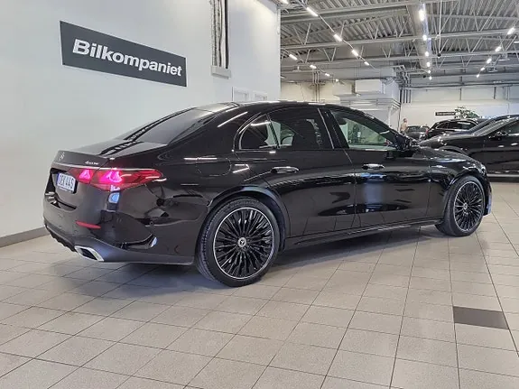 Mercedes-Benz E300 De 2025 photo 4