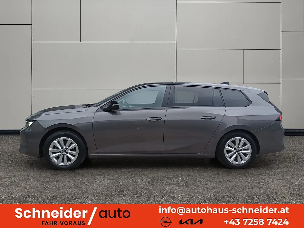 Opel Astra 2023 photo 3