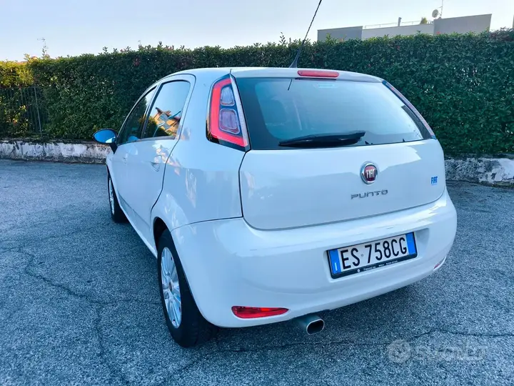 Fiat Punto 2013 photo 4