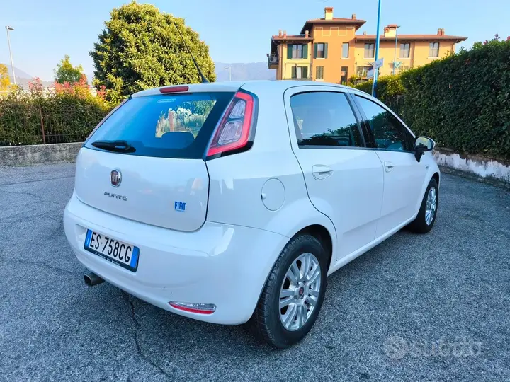 Fiat Punto 2013 photo 5