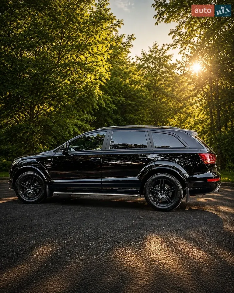 Audi Q7 2013 photo 4