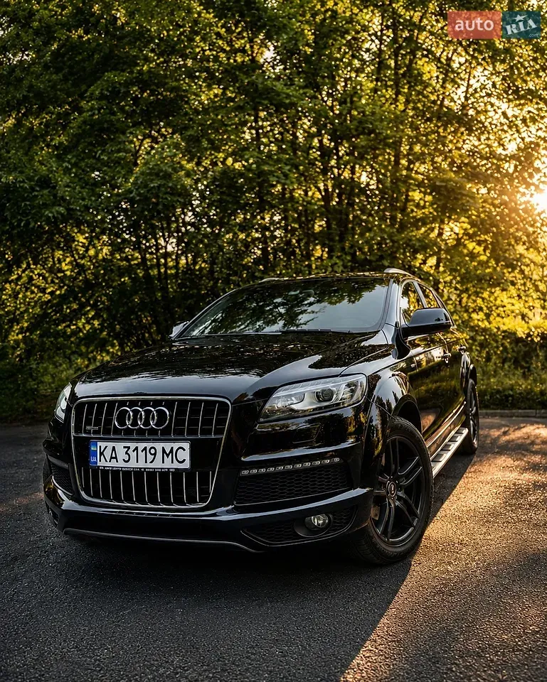 Audi Q7 2013 photo 2
