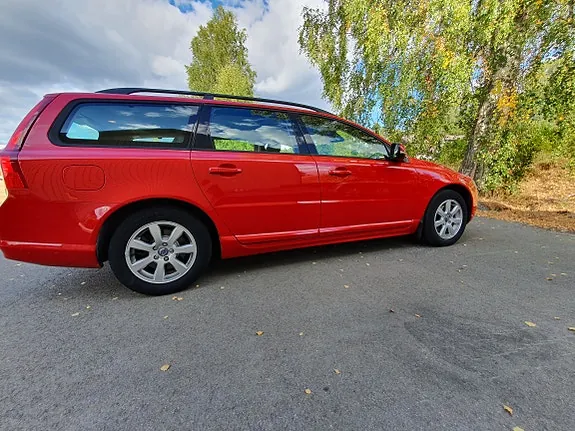 Volvo V70 2013 photo 4