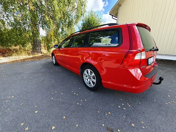 Volvo V70 2013 photo 3