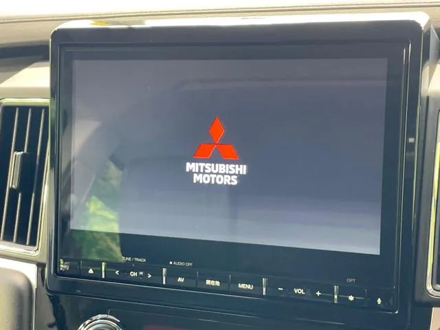 Mitsubishi Delica D:5 2024 photo 4