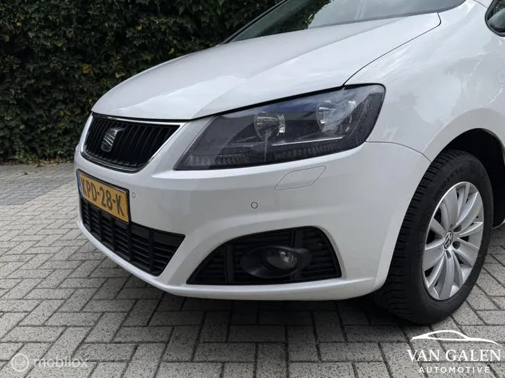 Seat Alhambra 2011 photo 2