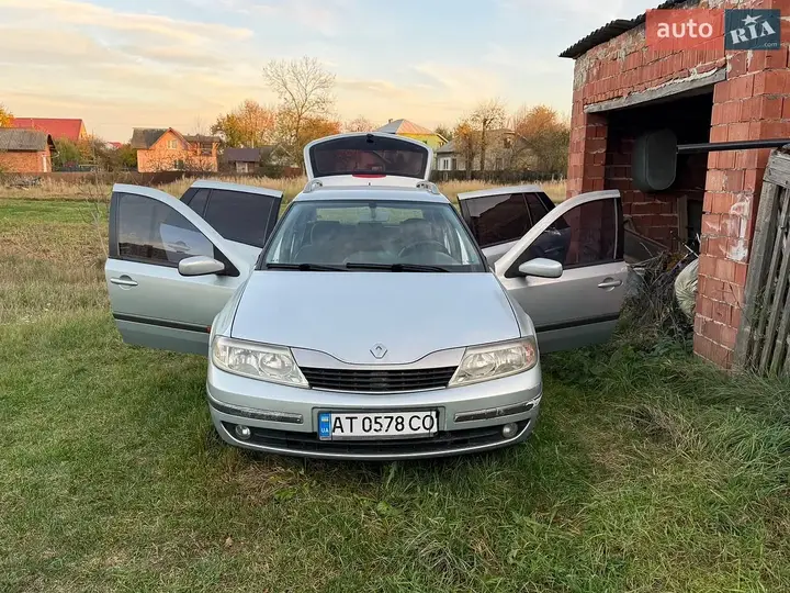 Renault Laguna 2002 photo 2