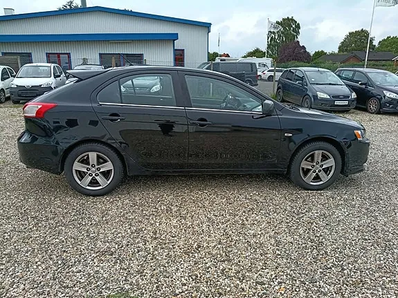 Mitsubishi Lancer 2009 photo 5