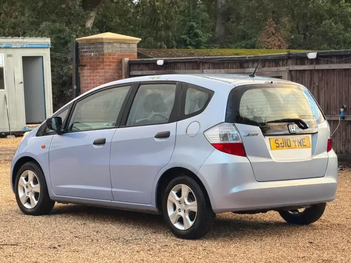 Honda Jazz 2010 photo 4