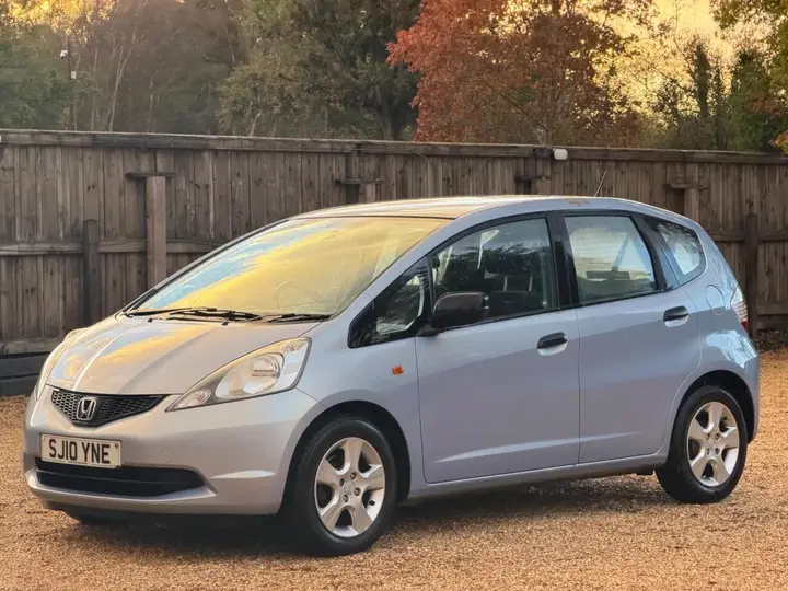 Honda Jazz 2010 photo 3