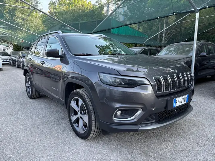 Jeep Cherokee 2019 photo 3