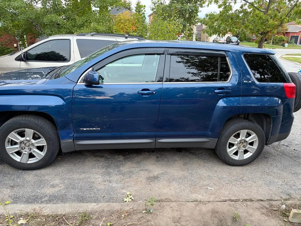 GMC Terrain 2010 photo 3