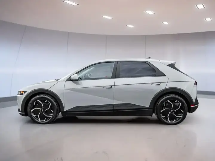 Hyundai Ioniq 5 2023 photo 4