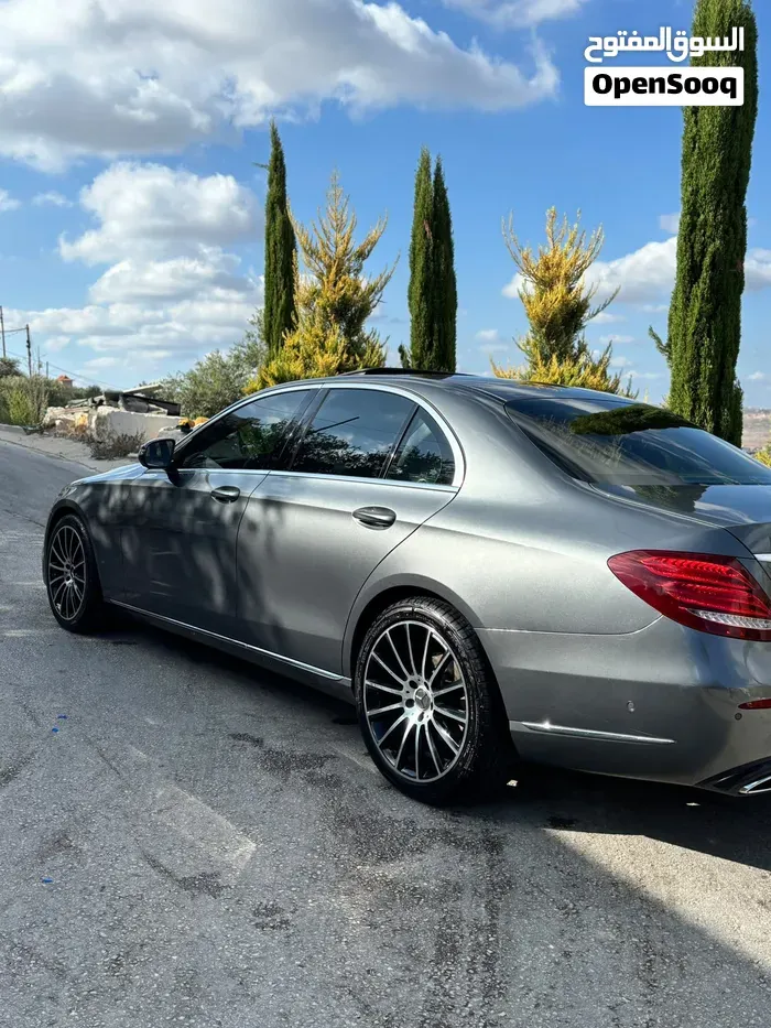 Mercedes-Benz E-Class 2019 photo 3