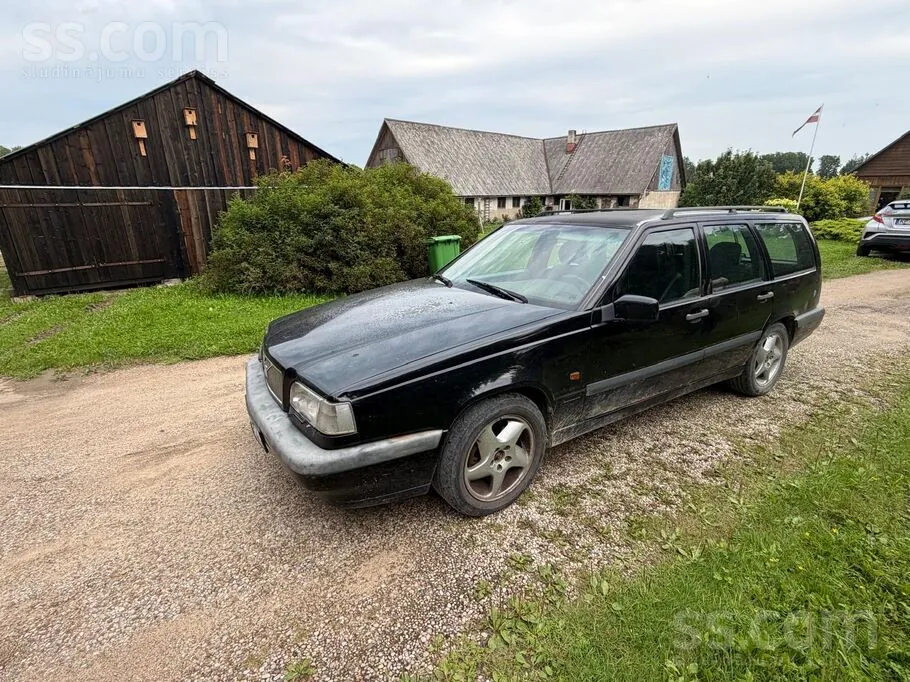 Volvo 850 1996 photo 2
