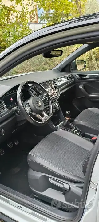 Volkswagen T-Roc 2019 photo 4