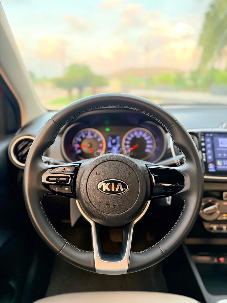 Kia Soluto 2019 photo 4
