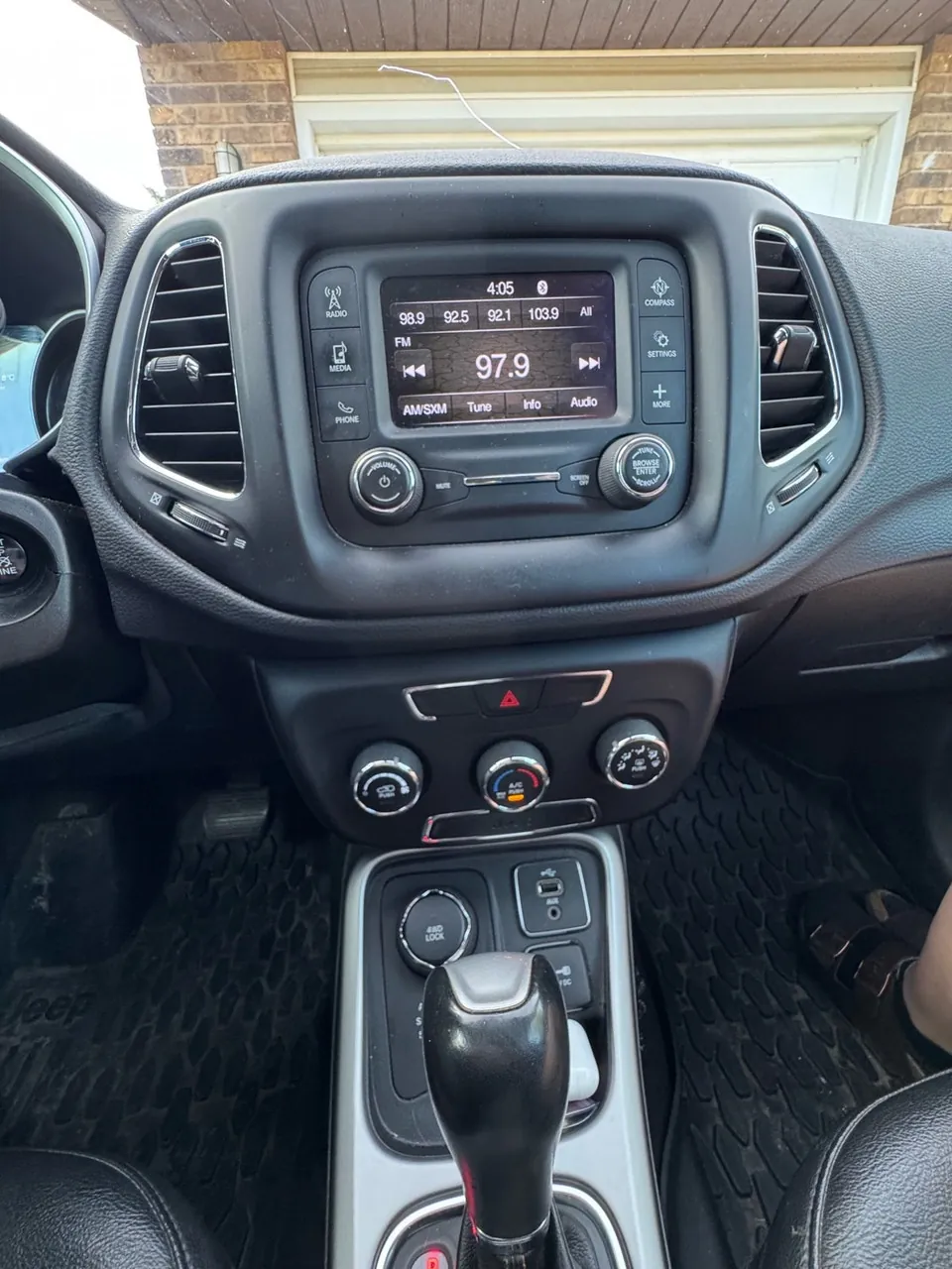 Jeep Compass 2018 photo 3
