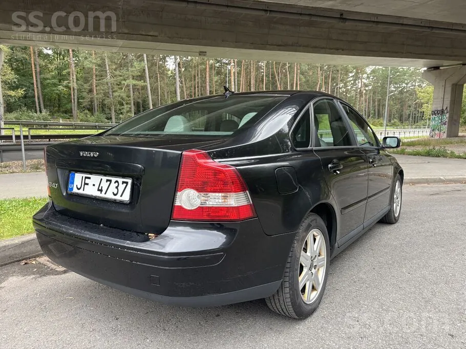 Volvo S40 2004 photo 4