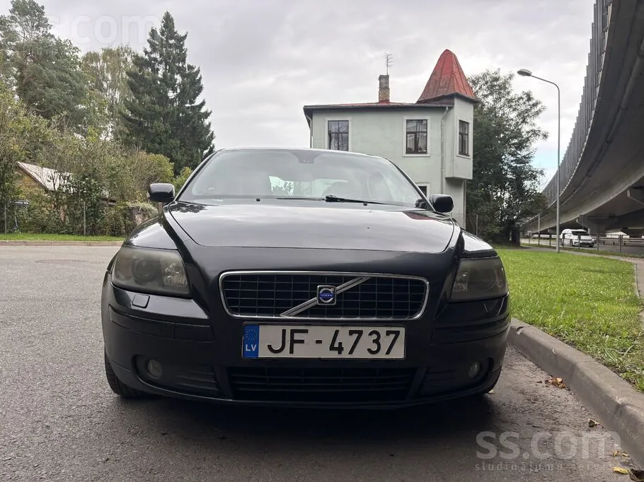 Volvo S40