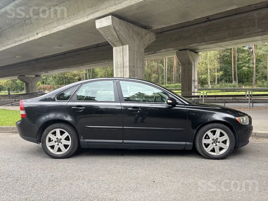 Volvo S40 2004 photo 3