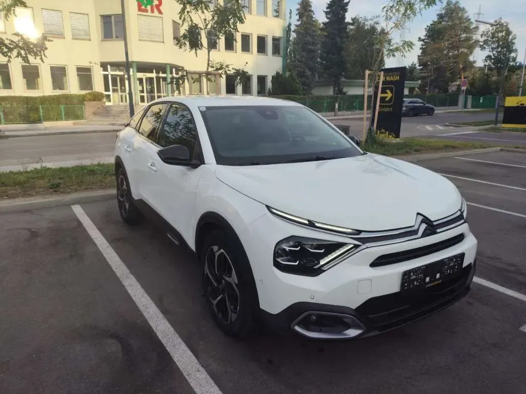 Citroen C4 2024 photo 3