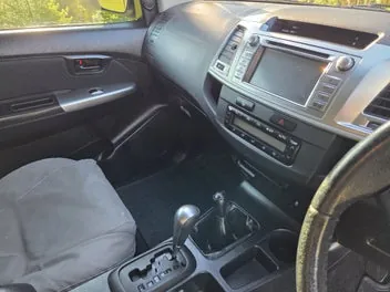 Toyota Hilux 2015 photo 4