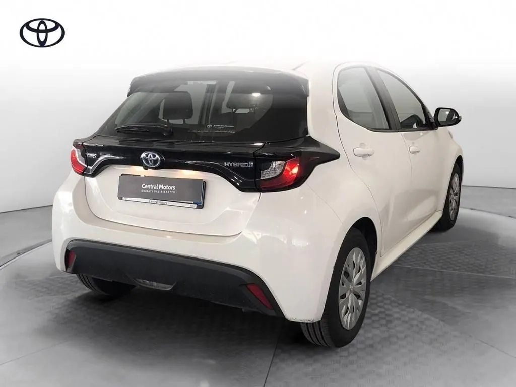 Toyota Yaris 2021 photo 4