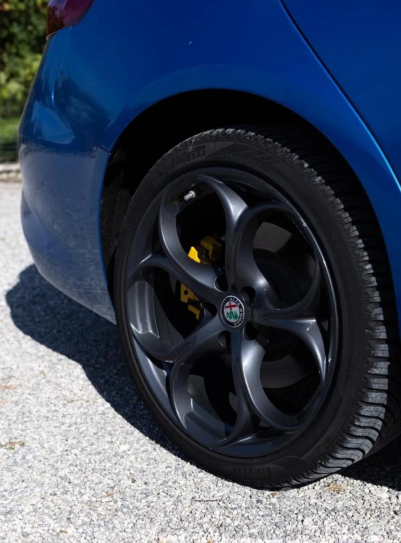 Alfa Romeo Giulia 2020 photo 4