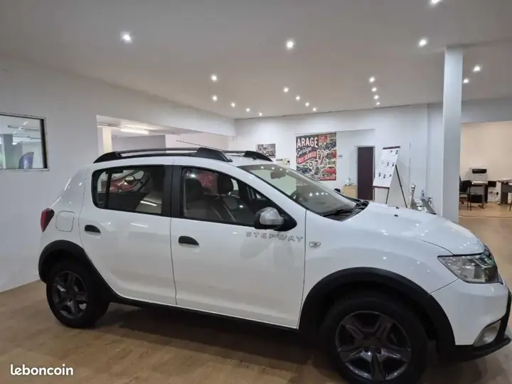Dacia Sandero 2017 photo 3