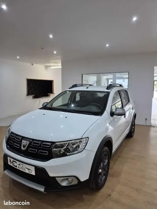 Dacia Sandero 2017 photo 2