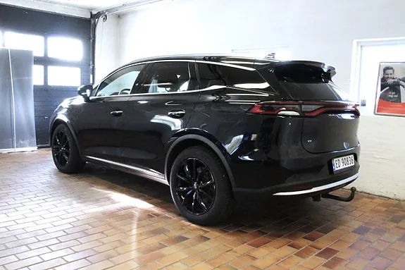 BYD Tang 2022 photo 4