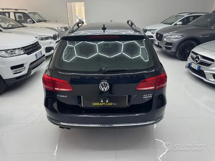 Volkswagen Passat 2012 photo 5